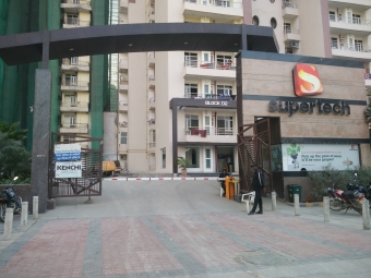2 BHK Apartment / Flat for Sale in Crossings Republik, Ghaziabad