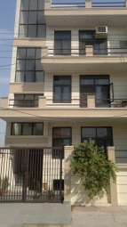 2 BHK Builder Floor for Rent in Sector 50 Block D, Noida