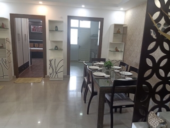 3 BHK Apartment / Flat for Sale in Aliganj, Lucknow
