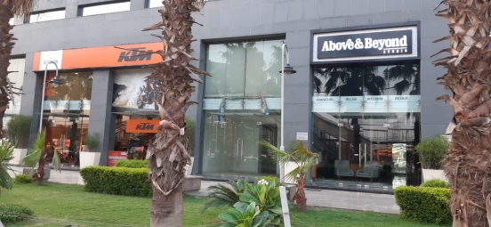 Shop for Rent in Mehrauli Gurgaon Road, Gurgaon