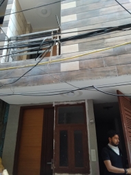 2 BHK Apartment / Flat for Sale in Govindpuri Main, New Delhi