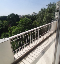 4 BHK Apartment / Flat for Rent in Defence Colony, New Delhi