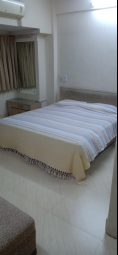 1 BHK Apartment / Flat for Sale in Bandra West, Mumbai