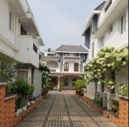 5 BHK Villa / House for Sale in Edappally, Ernakulam