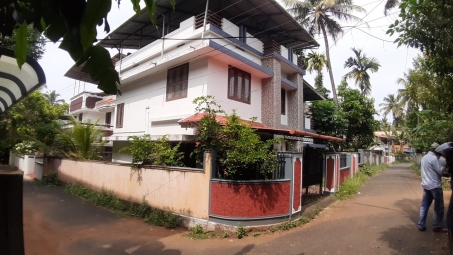 3 BHK Villa / House for Sale in Aranattukara, Thrissur