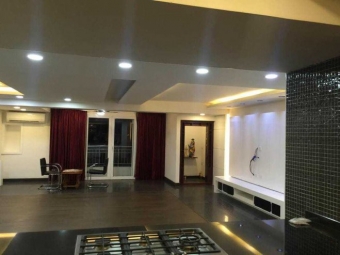 3 BHK Apartment / Flat for Sale in Marine Drive, Ernakulam