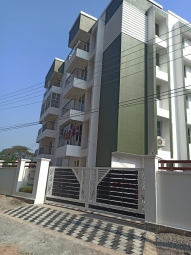 2 BHK Apartment / Flat for Sale in Gandhinagar Road, Ernakulam