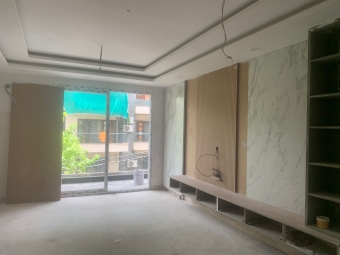 3 BHK Builder Floor for Sale in Janakpuri Block B1, New Delhi