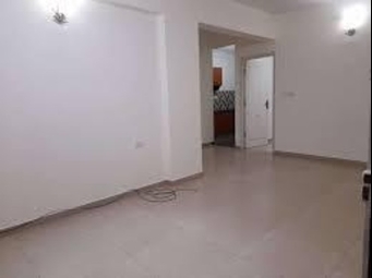 2 BHK Apartment / Flat for Rent in Tangra, Kolkata